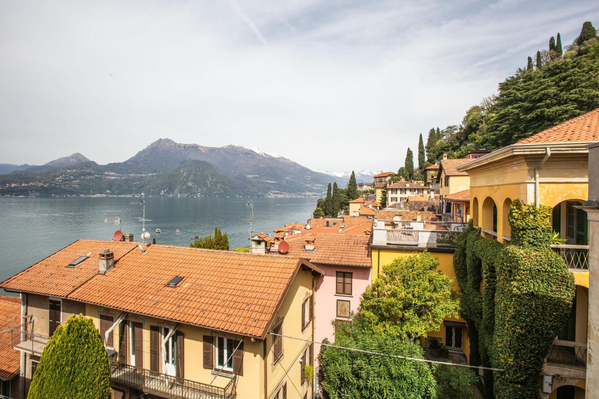 Albergo Del Sole Varenna Exterior foto